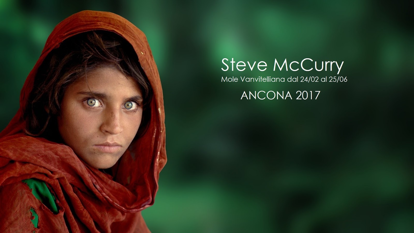 La mole Vanvitelliana e la mostra di Steve McCurry